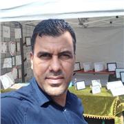 Professeur de la langue arabe avec une expérience de 10 ans à l enseignement primaires et collèges .mon diplôme c est un Master